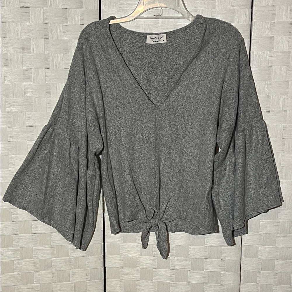 Lavender Field Gray Textured Fabric Sweater Cozy Size M
